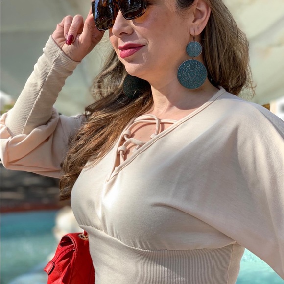 Cream Long Sleeve Mid Length Dress NWT - Picture 4 of 8